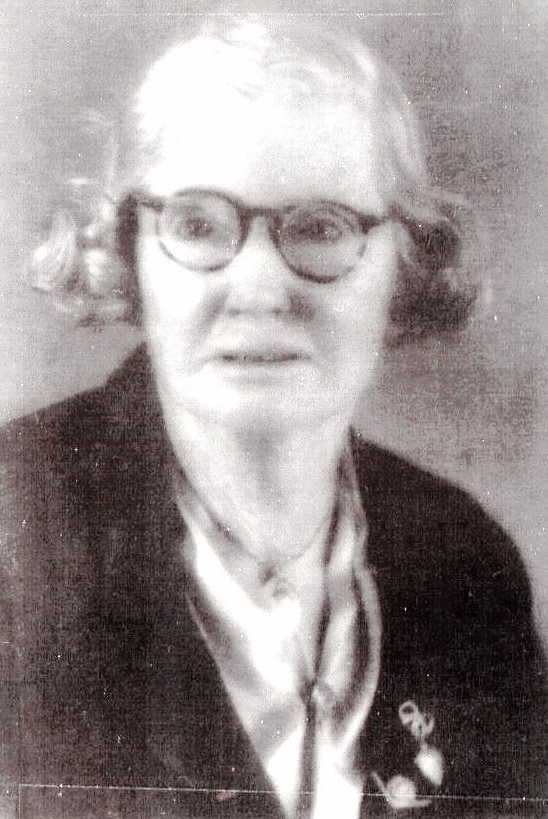 Photo of photos/Clara Ellen Linsay Bloomfield 1875-1957 portrait